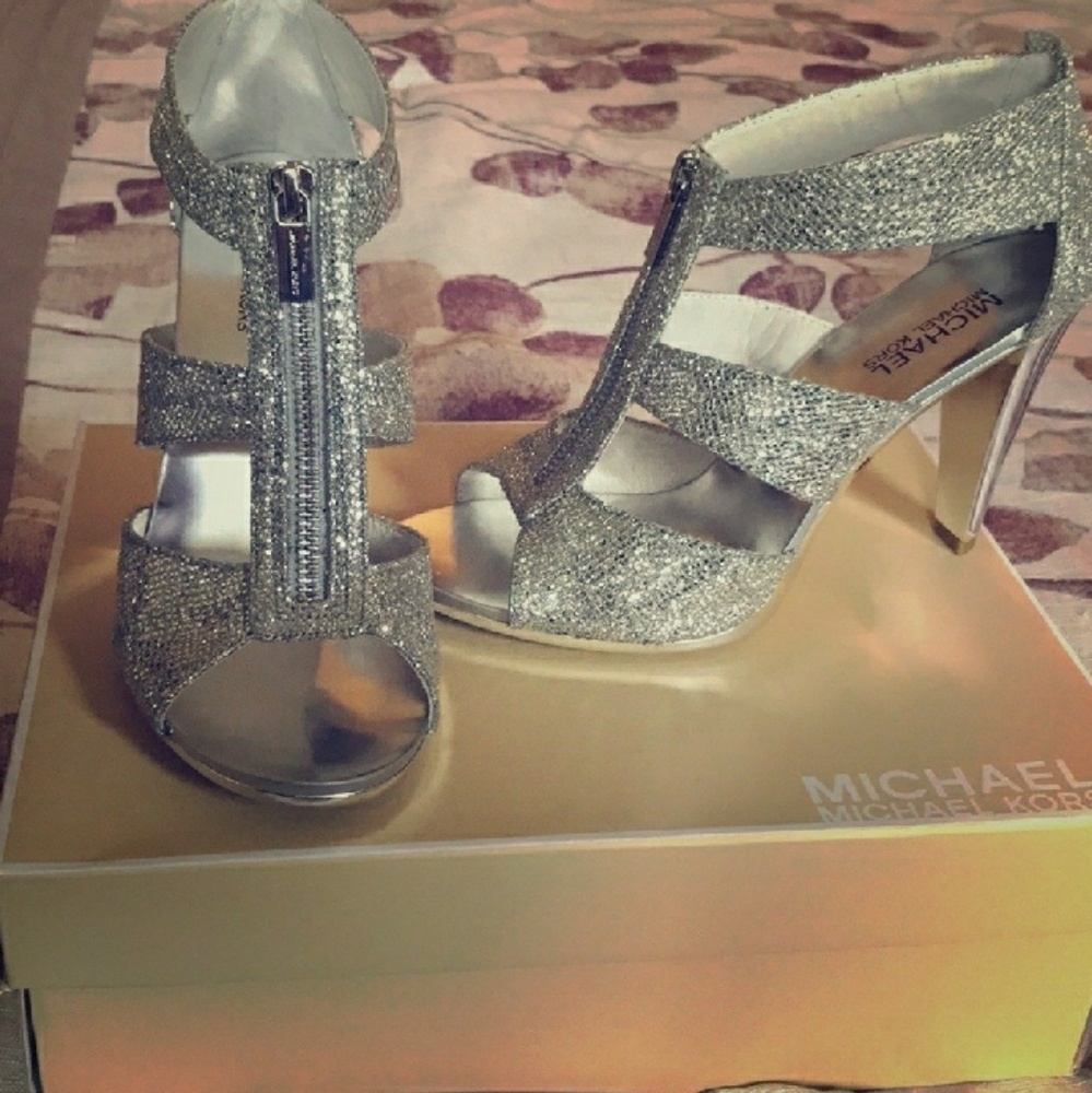 Michael Kors Berkley T-strap Party Heels